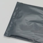耐熱・防水、粘着テープ付きのメール便対応ビニール袋(A4サイズ) 4