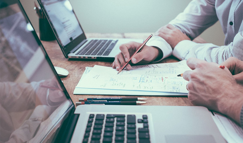 ECサイト立ち上げから運営まで!人気プラットフォームの比較と慎重な梱包資材選び