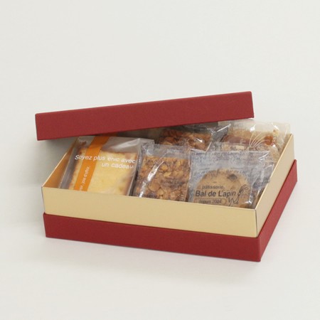 クッキー・ケーキなどお菓子ギフトに最適な赤色のパッケージ【S】