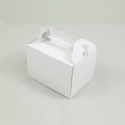 カットケーキが2個入る、持ち手の付いたテイクアウト用BOX(高さ110mm)