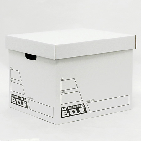 底抜けしにくい中敷き付き。荷物の保管や収納に最適な収納ボックス（白）