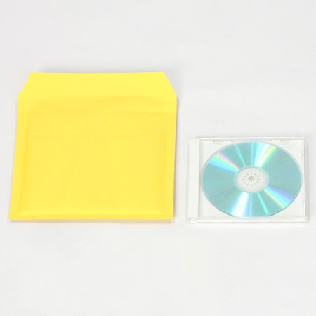 ラクラク商品梱包。CDジュエルケースが入る黄色いクッション封筒 ラクラク商品梱包。CDジュエルケースが入る黄色いクッション封筒