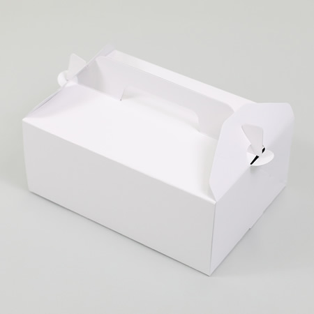 カットケーキが4～5個入る、持ち手の付いたサイドオープン型テイクアウトBOX