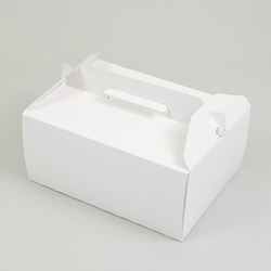 カットケーキが5~6個入る、持ち手の付いたテイクアウト用BOX(高さ110mm)