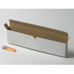 横長の蓋に底浅という貴重な形のB式ダンボール箱