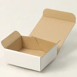 アクセサリーなどの小さな商品の梱包に使える箱