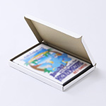 佐川急便のメール便や定形外郵便(規格内)に対応。DVDトールケースがぴったり入る箱 1