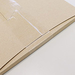 封緘作業で蓋が仮留めできるメール便・定形外郵便(規格内)用ダンボール箱：B5サイズ 4