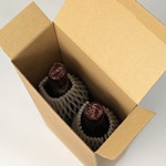 ワインボトルが縦入れで二本入るワンタッチタイプのダンボール箱 2
