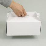 カットケーキが5～6個入る、持ち手の付いたテイクアウト用BOX（高さ110mm） 2