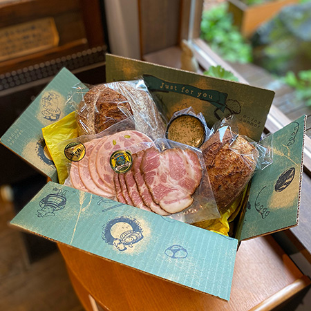 パン発送用オリジナルダンボール箱｜長野県安曇野市｜格安価格の