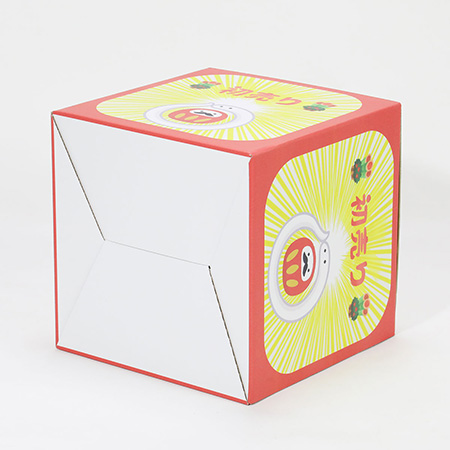 店頭販促用大型POP（キューブ型ディスプレイ）｜ショッピングモールの