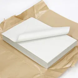商品の包装、箱の隙間埋め緩衝材として好評の更紙（半切りサイズ） 